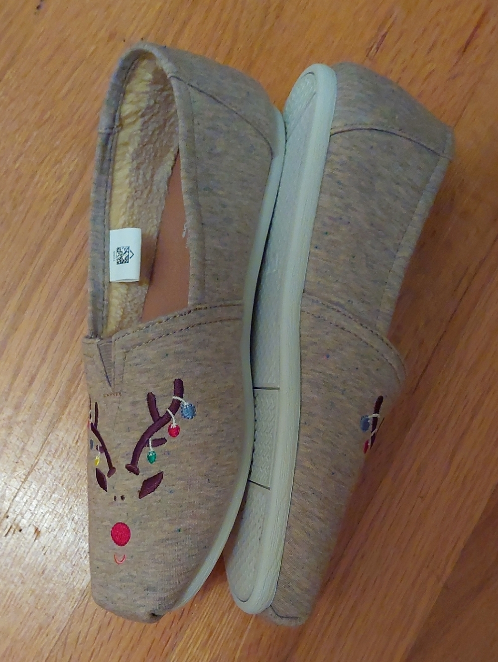 Bundle Born Sandals Toms Fleece Slip-ons Skinnys Shearling Boots 9 - Picture 7 of 16